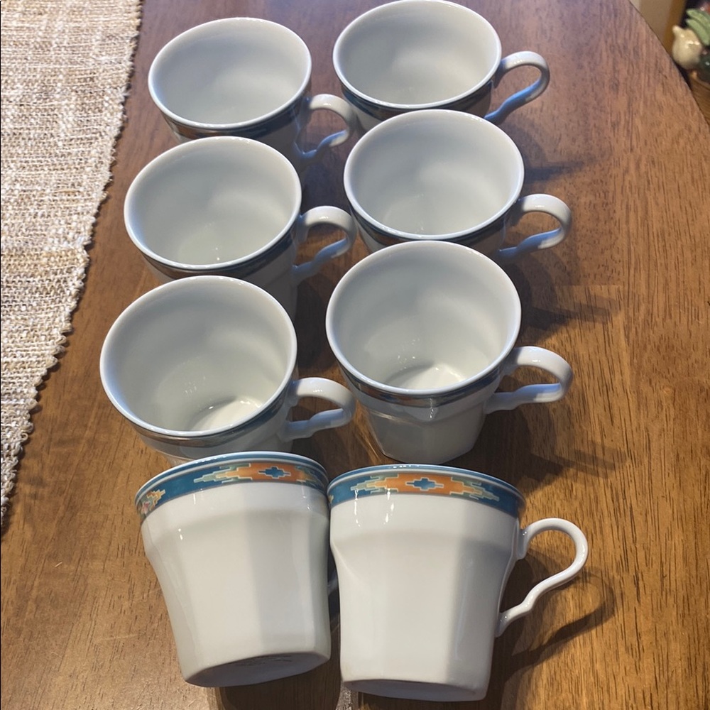 Vintage Christopher Stuart coffee/tea mugs set if 8. New Southwest  pattern